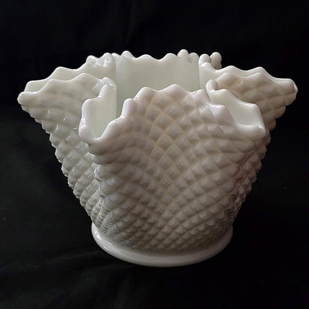 Vintage Westmoreland Milk Glass Diamond Point Hobnail 6Pt. Hankerchief Bowl Vase